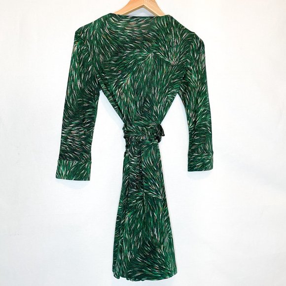 DVF 100% Silk Julian Mini Dress - Picture 3 of 8